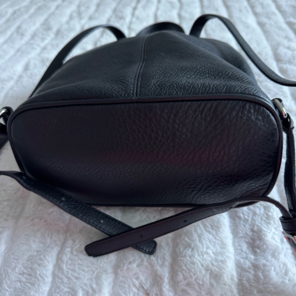 Handbag - Picture 3 of 4